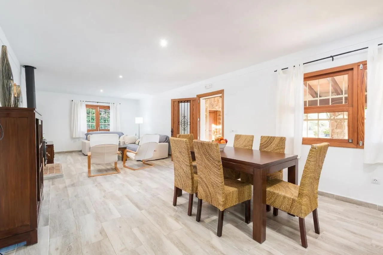 Villa Can Pau, Pool And Garden Close To The Beach Port de Alcudia  Spanyolország